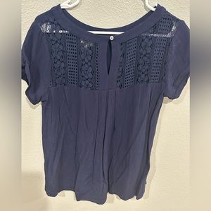 Navy blue hem and thread tshirt